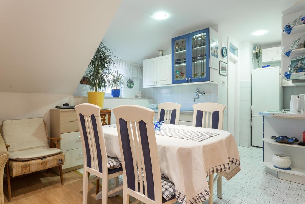 Apartman Lara Lägenhet Dubrovnik Exteriör bild