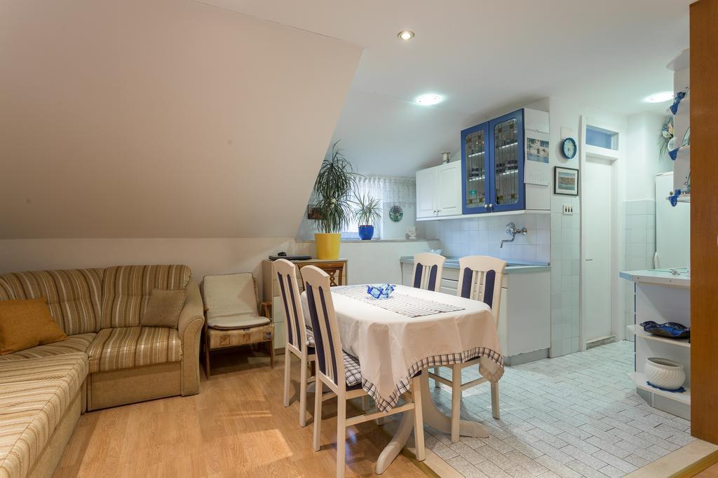 Apartman Lara Lägenhet Dubrovnik Exteriör bild