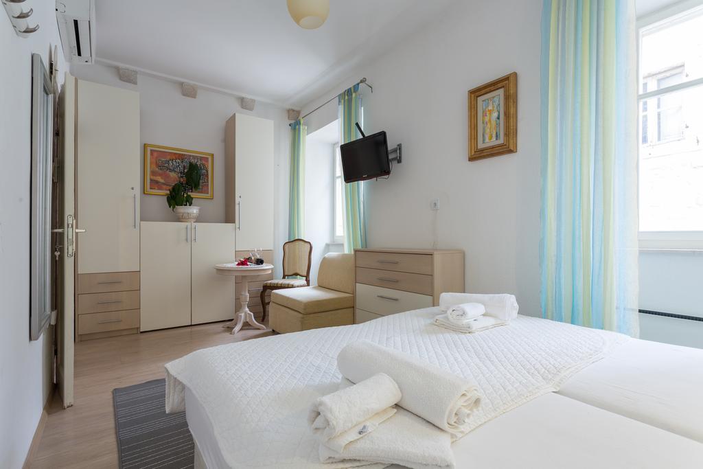 Apartman Lara Lägenhet Dubrovnik Exteriör bild