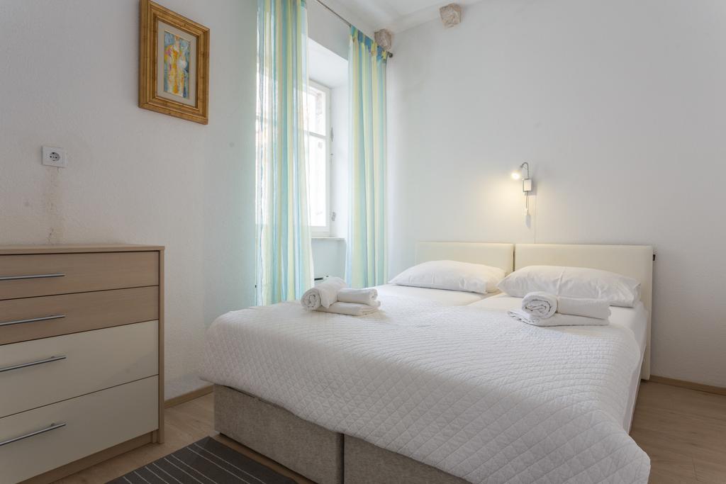Apartman Lara Lägenhet Dubrovnik Exteriör bild