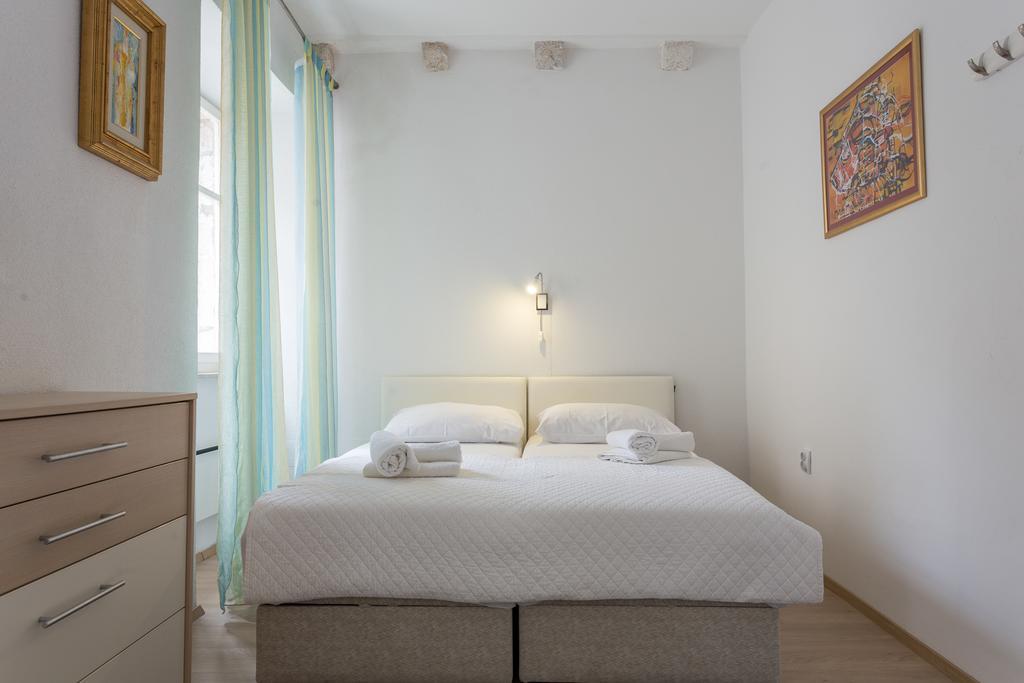 Apartman Lara Lägenhet Dubrovnik Exteriör bild